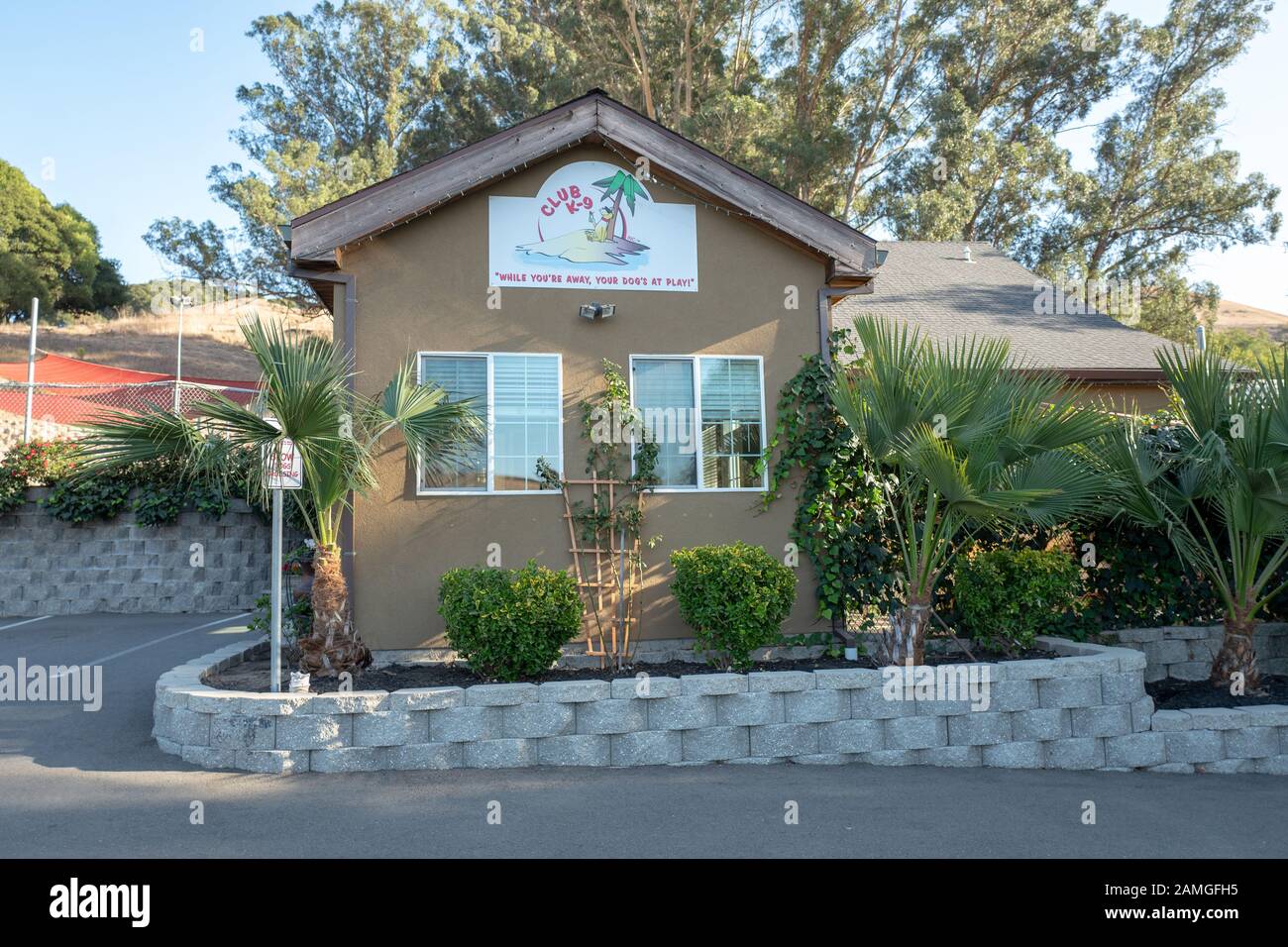 Facade of club k9 hires stock photography and images Alamy