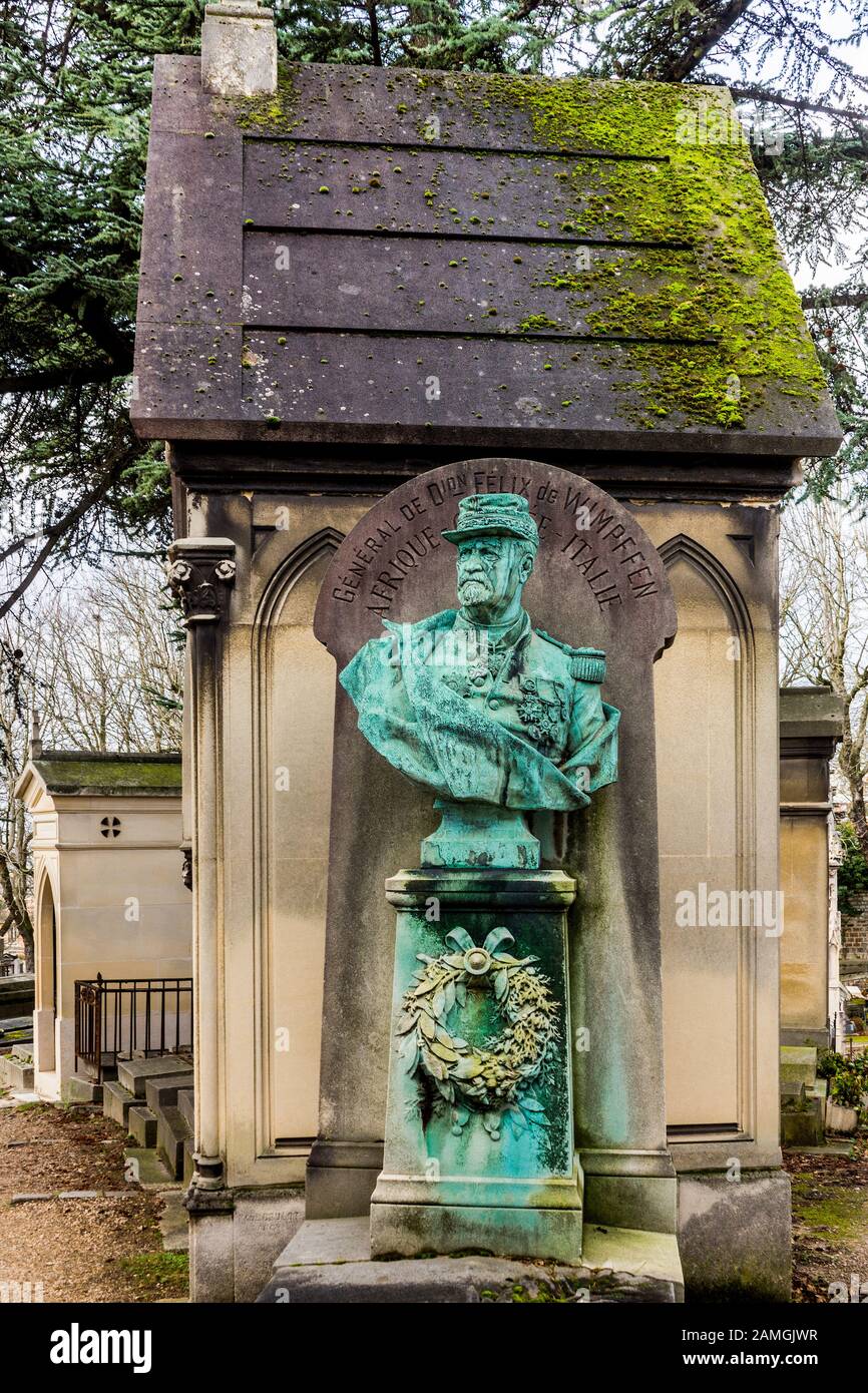Ornate memorial tomb of General de Dion Felix Wimpffen in the Père Lachaise Cemetery, Paris 75020, France. Stock Photo