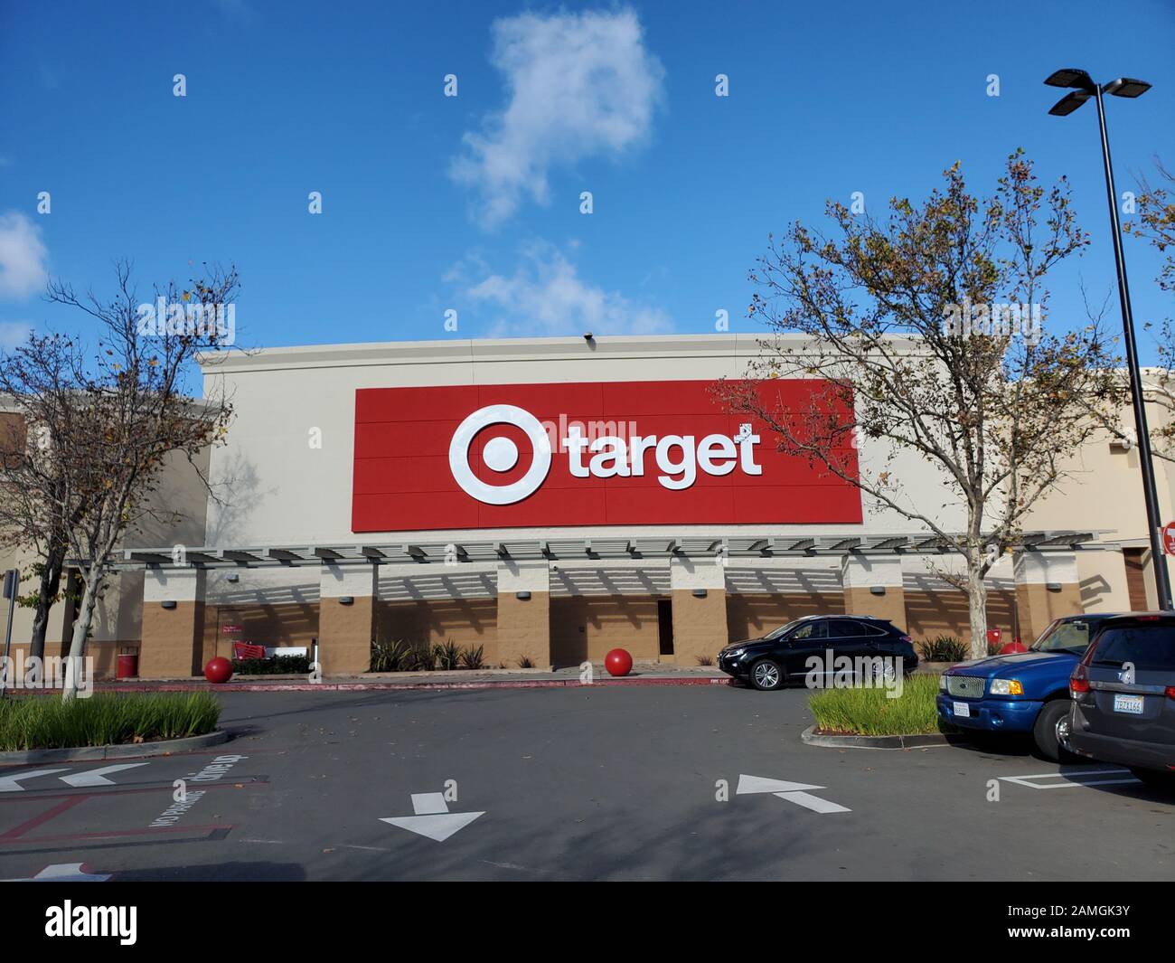 Target facade hires stock photography and images Alamy
