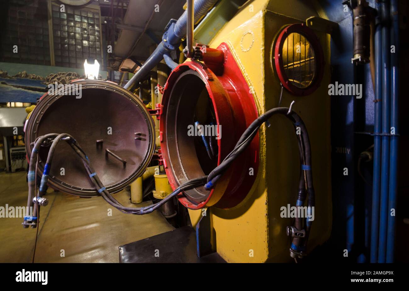 Sealed chamber for special welding of metals Stock Photo Alamy