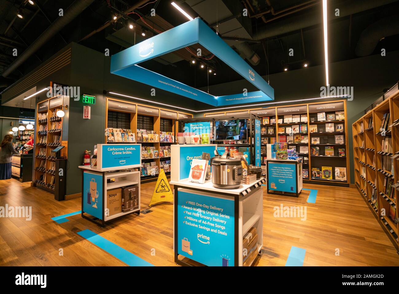 Amazon Books Bookstore in Santana Row Mall in San Jose, CA Stock Photo