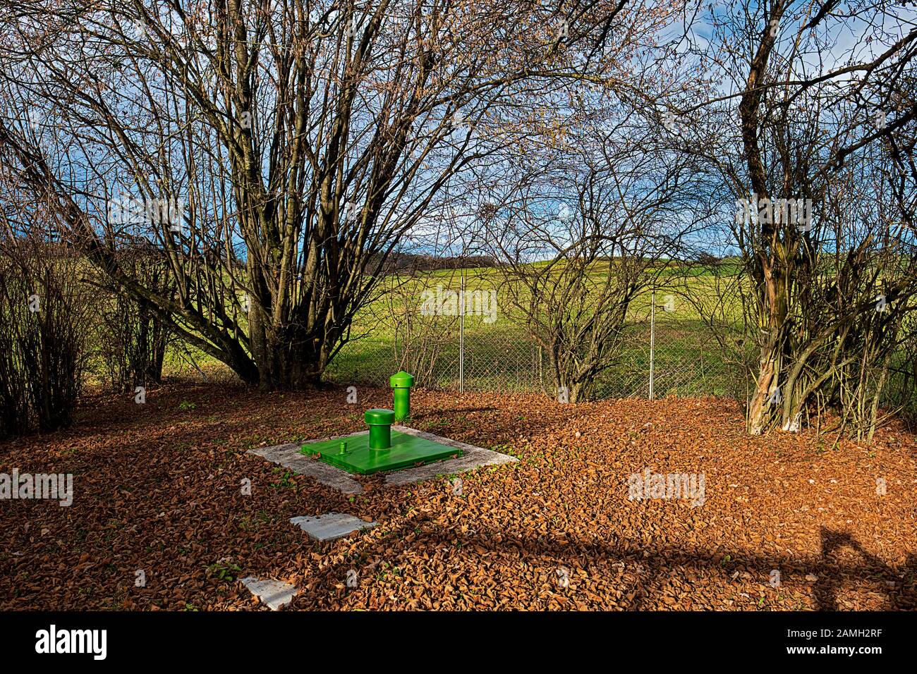 Underground water well hires stock photography and images Alamy