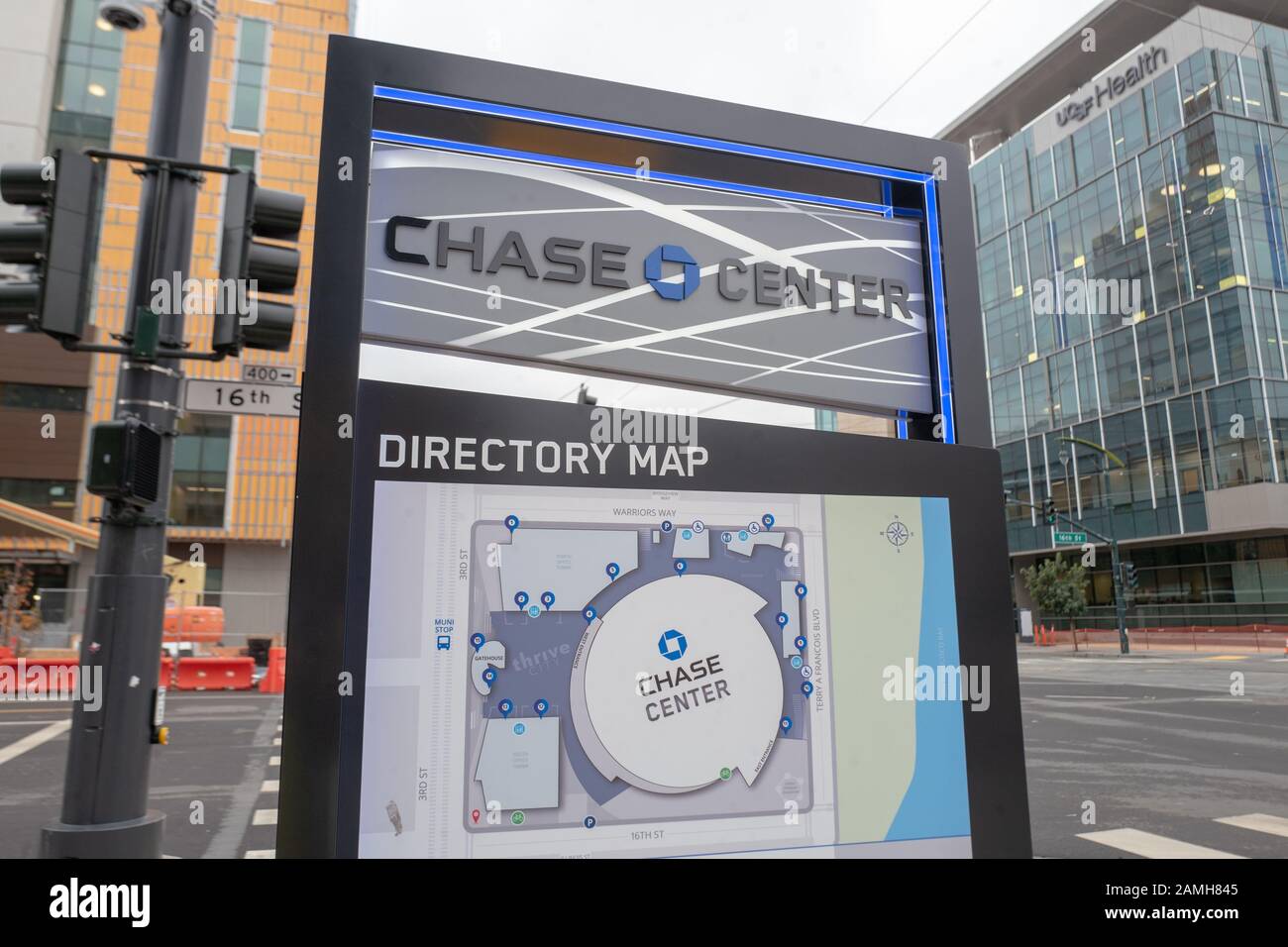 Hooptopia store at Chase Center, the new home of the Golden State Warriors  NBA basketball team in the Mission Bay neighborhood of San Francisco,  California, December 5, 2019 Stock Photo - Alamy