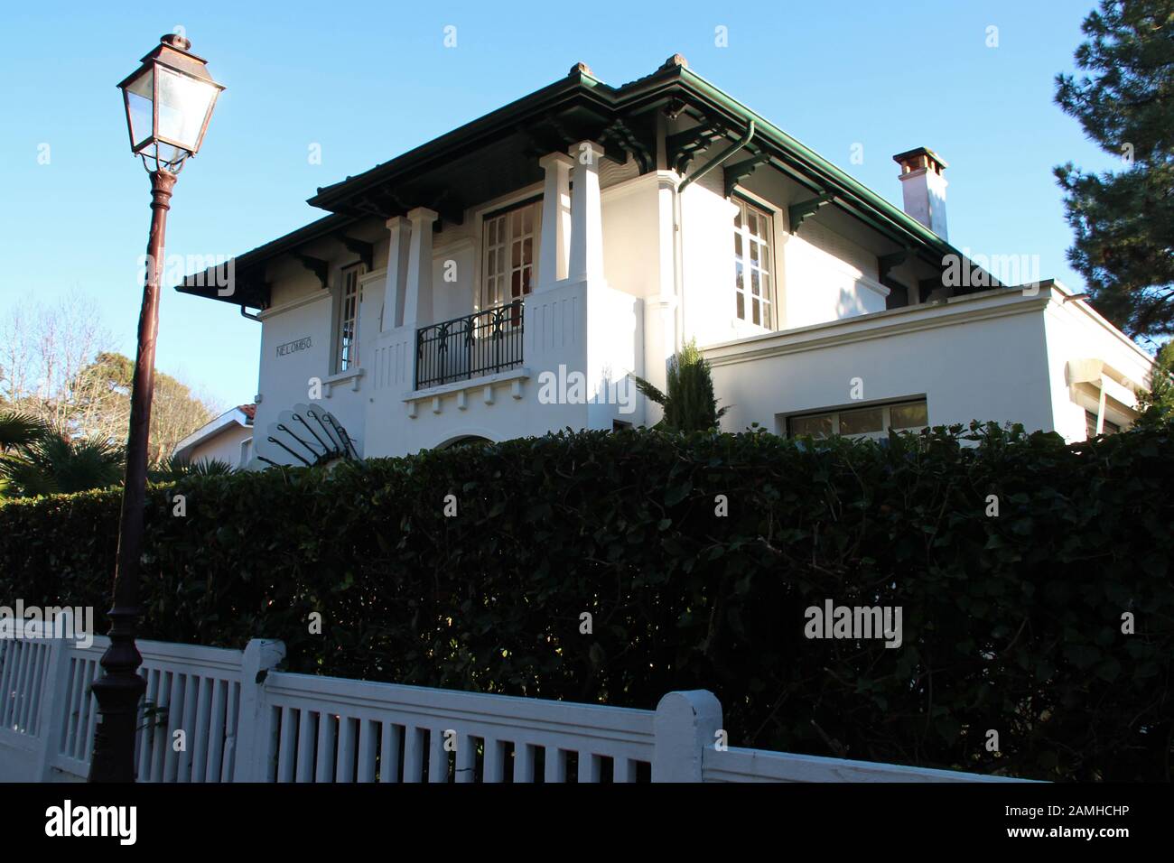 Arcachon Villa Stock Photos & Arcachon Villa Stock Images Alamy