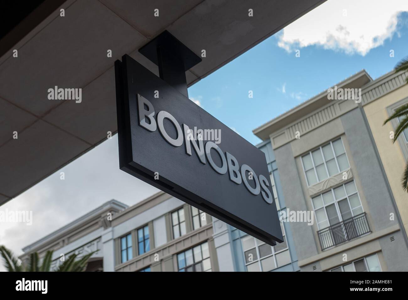 Bonobos store hi-res stock photography and images - Alamy