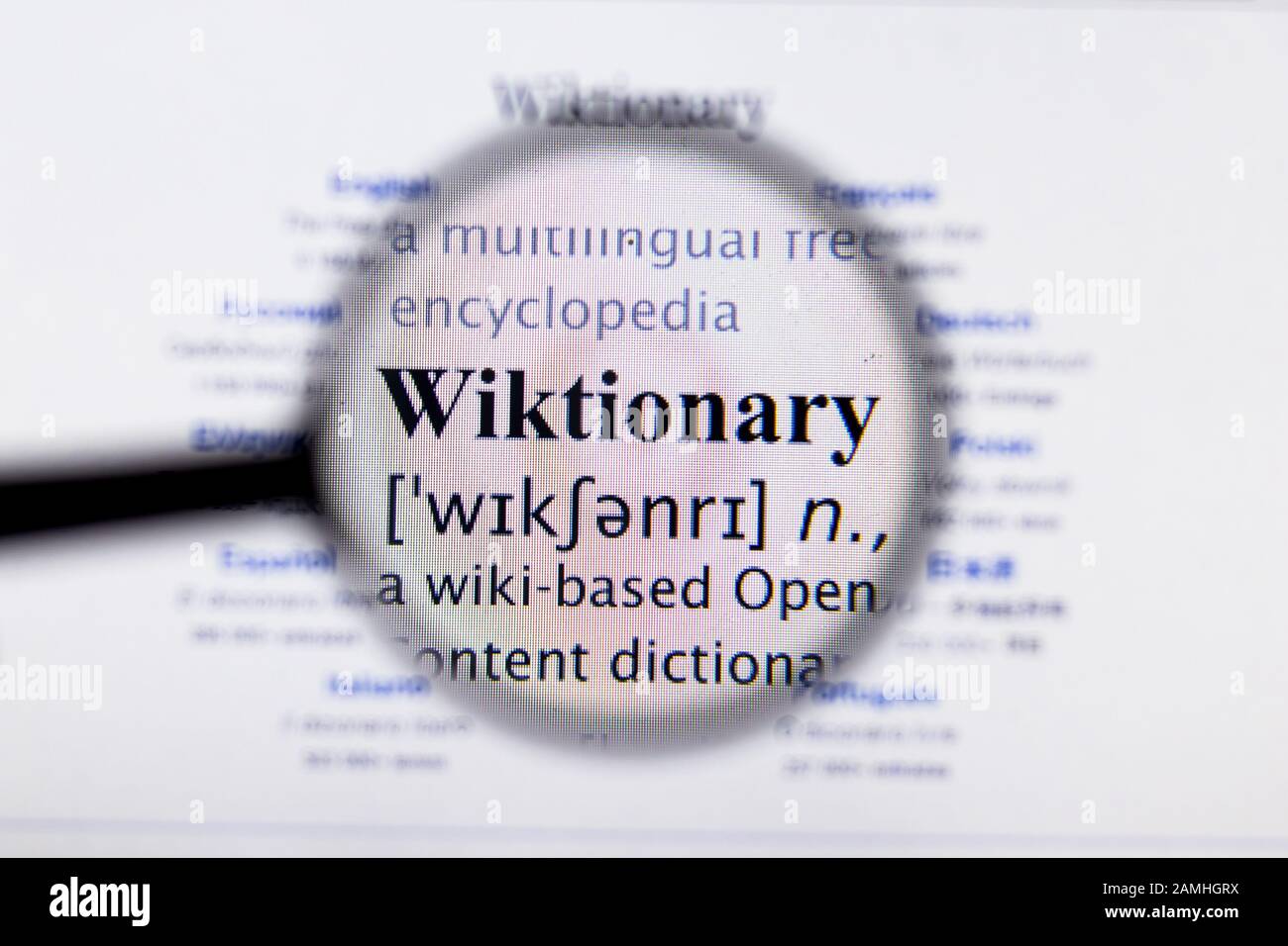 Wiktionary website hi-res stock photography and images - Alamy