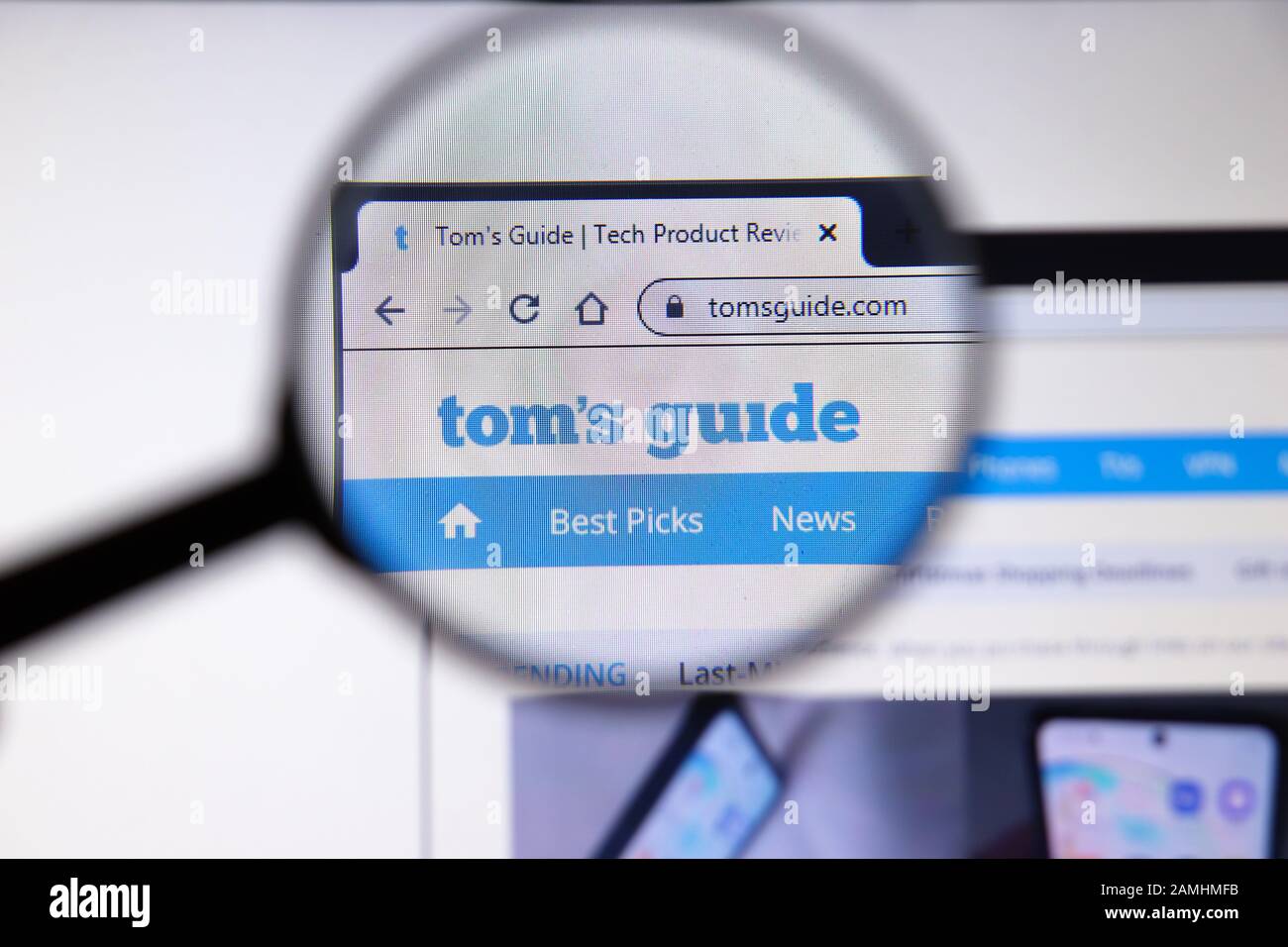 Los Angeles, California, USA 19 December 2019 Toms Guide website page. logo on