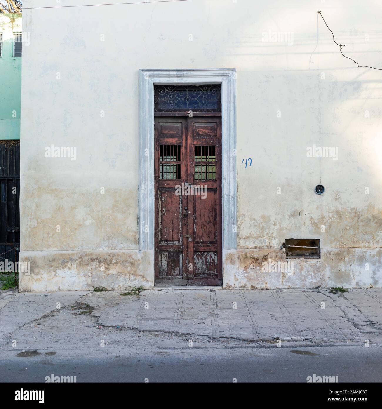 1920s art deco hotel hi-res stock photography and images - Alamy