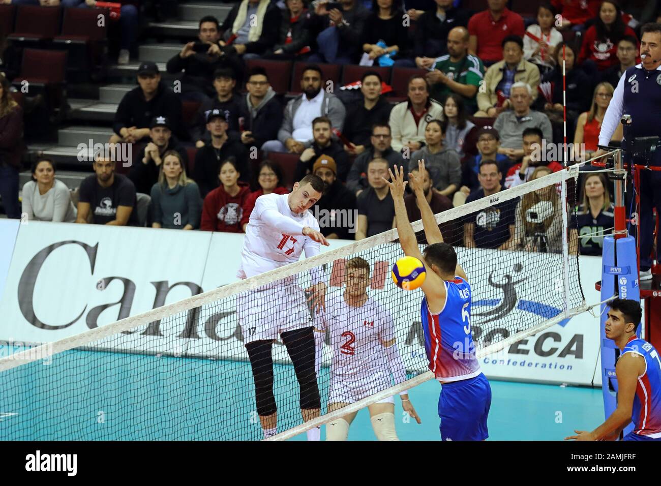 TEAM Canada Senior Men's indoor Volleyball Stock Photo Alamy