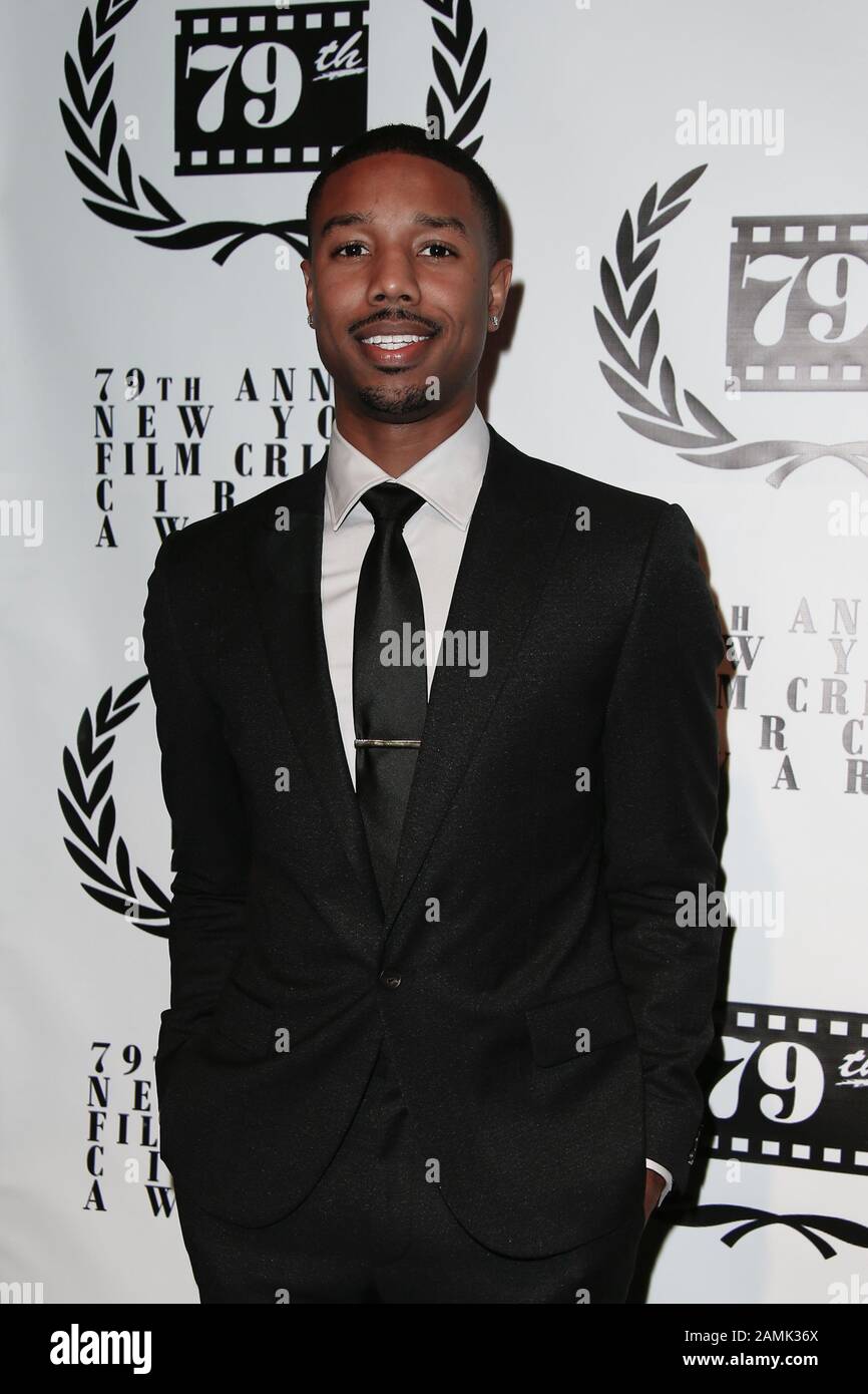 Michael B. Jordan Looks 'Fantastic' at NAACP Image Awards 2014