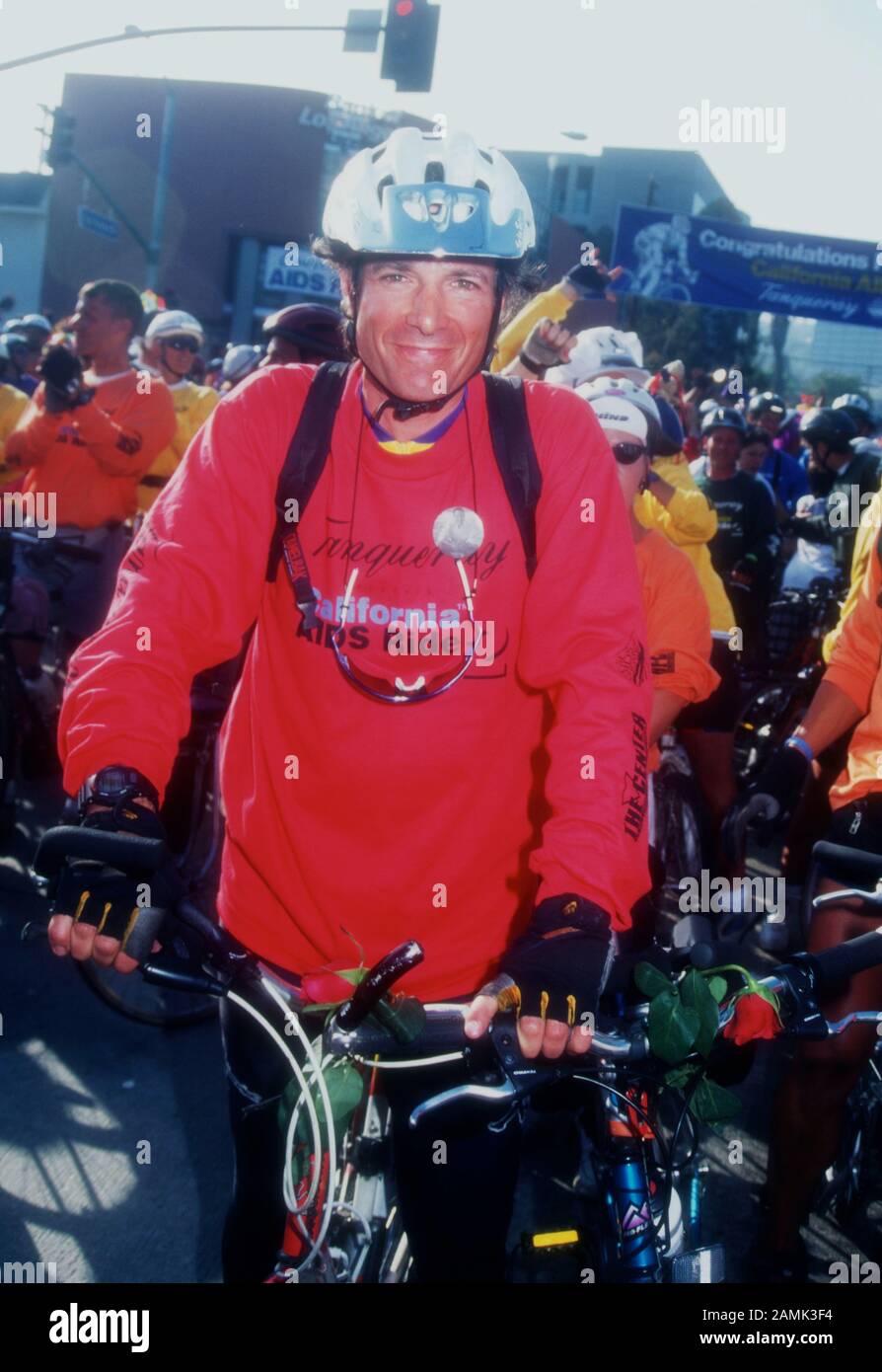 West Hollywood, California, USA 20th May 1995 Actor Robert Desiderio attends California Aids Ride on May 20, 1995 in West Hollywood, California, USA. Photo by Barry King/Alamy Stock Photo Stock Photo