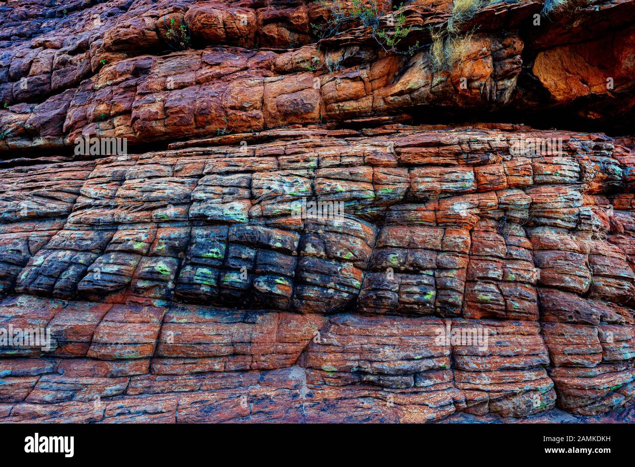 Cross-bedding in the beehive-like domes at Kings Canyon. This is evidence that the Mereenie Sandstone was originally sand dunes. Stock Photo