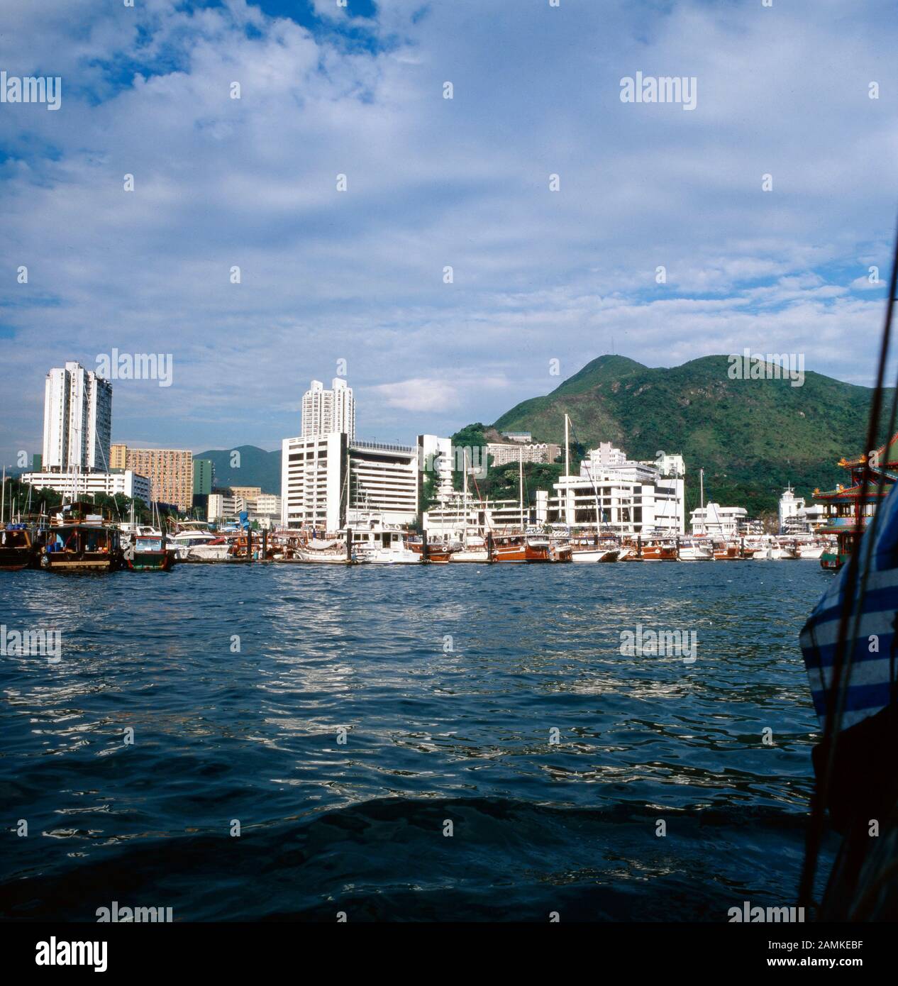 Hafen in Hongkong, 1980er Jahre. Hong Kong harbour, 1980s Stock Photo