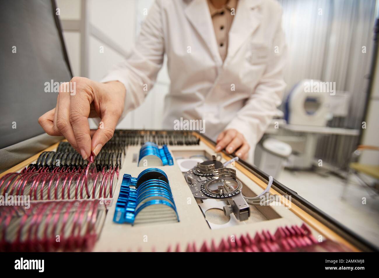 Optometry technician hi-res stock photography and images - Alamy