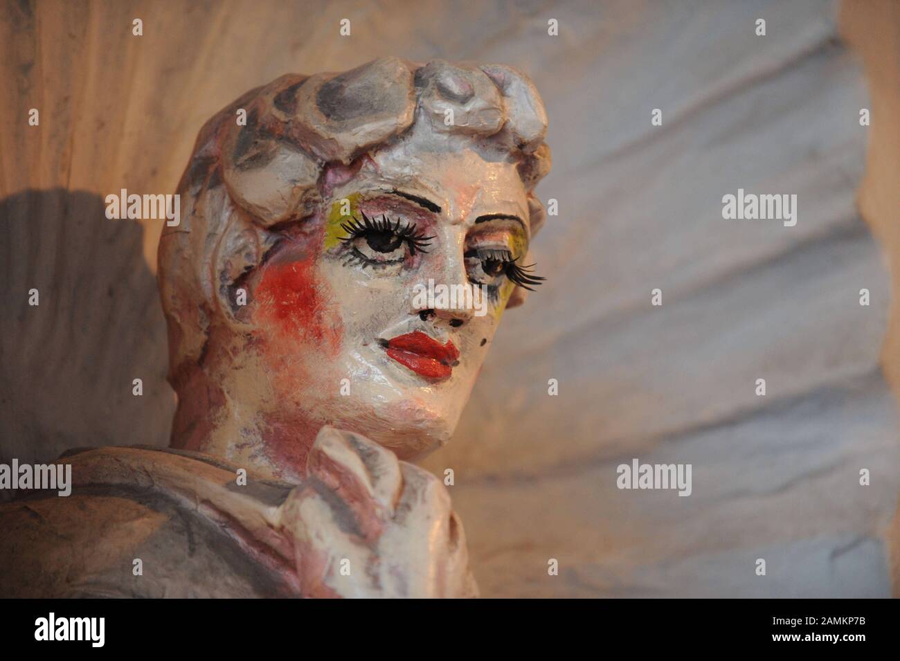 Head of a plaster figure in cinema hall 1 of the 'Museum Lichtspiele' cinema in the Munich floodplain, which was opened on 24 November 1910 as 'Gabriel's Tonbildtheater'. [automated translation] Stock Photo