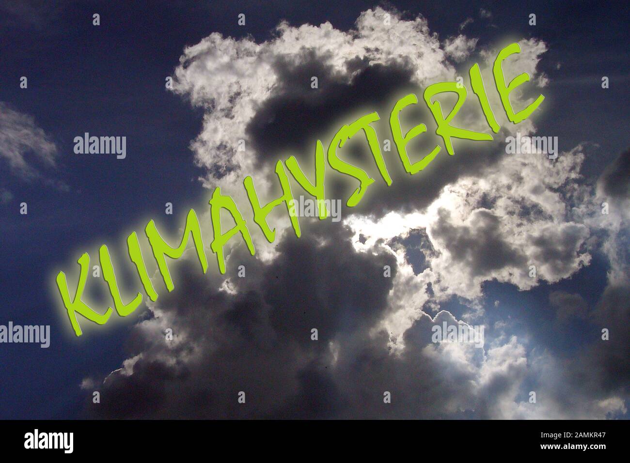 Munich, Deutschland. 14th Jan, 2020. PHOTO ASSEMBLY: 'Climate hysteria' is the word of the year 2019. Archive photo: weather, summer 2008, sky, thunderstorm, black, storm clouds move to 07/15/2008. | usage worldwide Credit: dpa/Alamy Live News Stock Photo