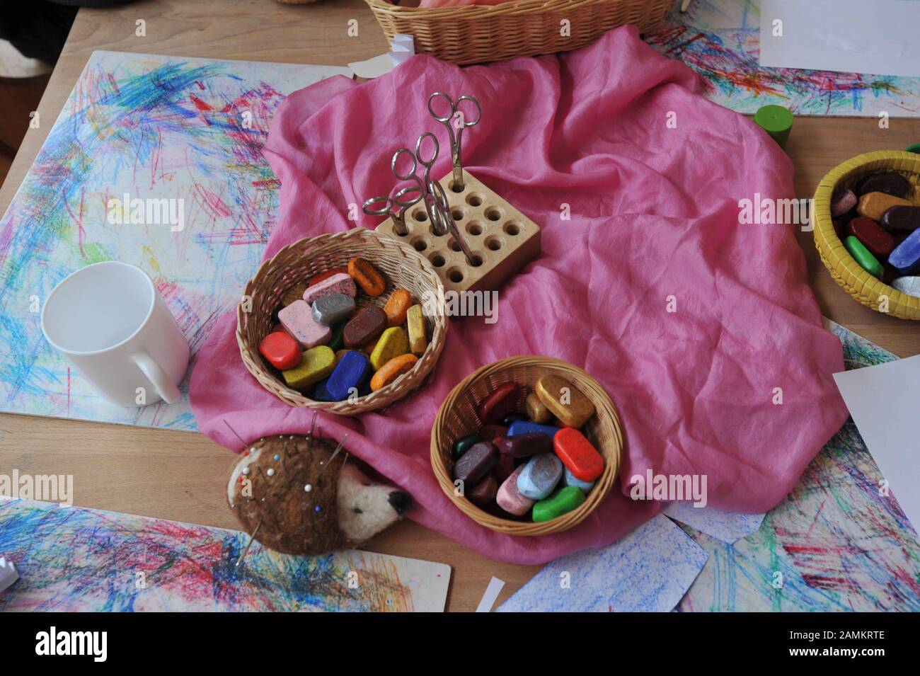  Foto zu Painting and handicrafts at the Waldorf Kindergarten in Ismaning 