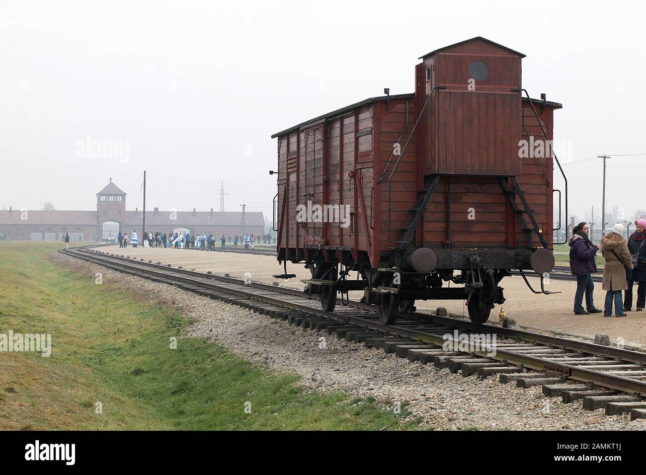 Railway car, as used for the transport of deportees, on the site of the memorial in the former concentration camp Auschwitz - Birkenau. [automated translation] Stock Photo