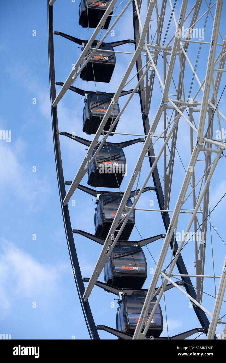 The prototype of a newly developed 80-meter high mobile Ferris wheel is being tested at the Munich steel construction company 'Maurer und Söhne GmbH' on the Frankfurter Ring in the Euro-Industriepark. [automated translation] Stock Photo