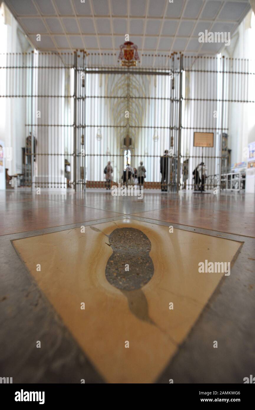 Devil's footfall in the Munich Frauenkirche. [automated translation] Stock Photo