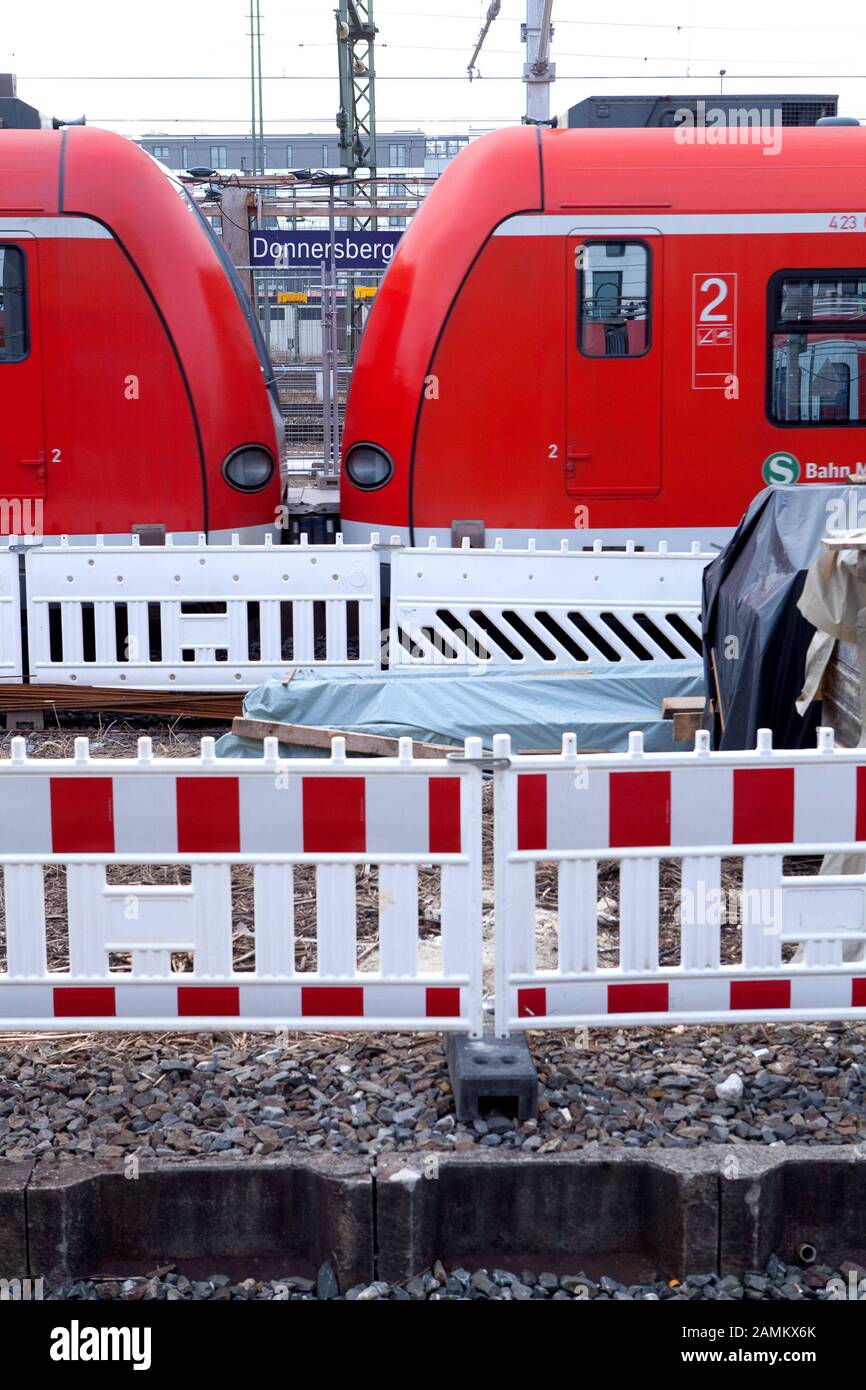 Construction work for the barrier-free extension of the Donnersbergerbrücke S-Bahn station. [automated translation] Stock Photo