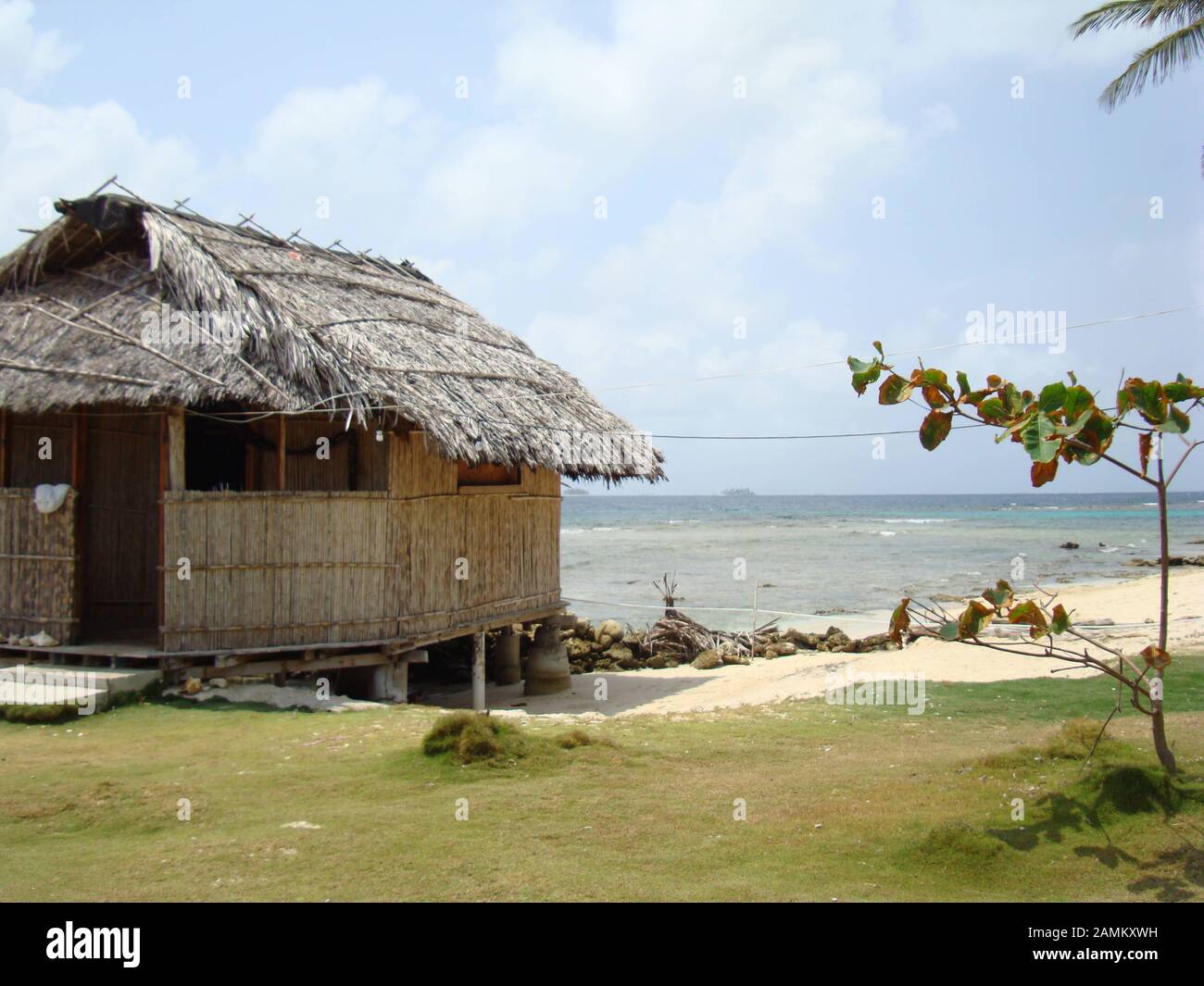 Home of the Kuna Yala Indians. Cabin on the beach on San Blas Island