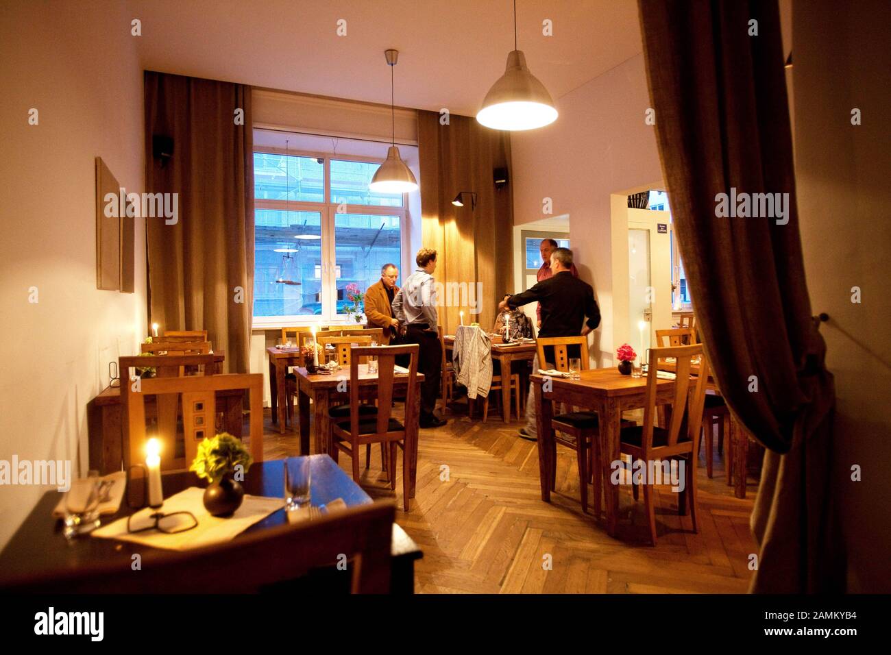 The Provencal restaurant "Le Refuge" in Neureutherstraße 8 in