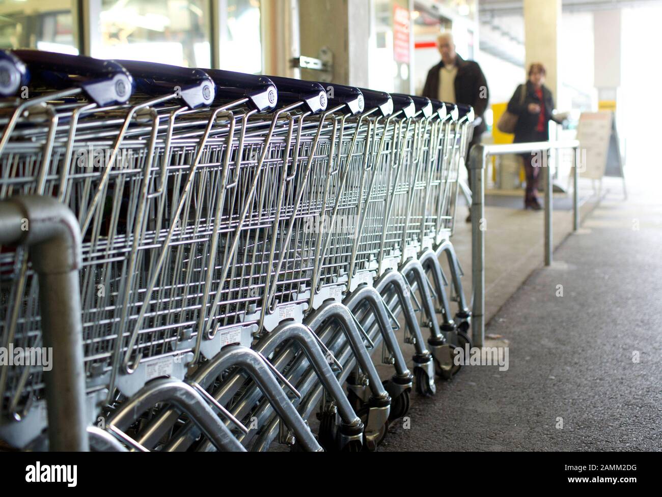 Shopping carts in front of the Amper Einkaufszentrum (AEZ) at the