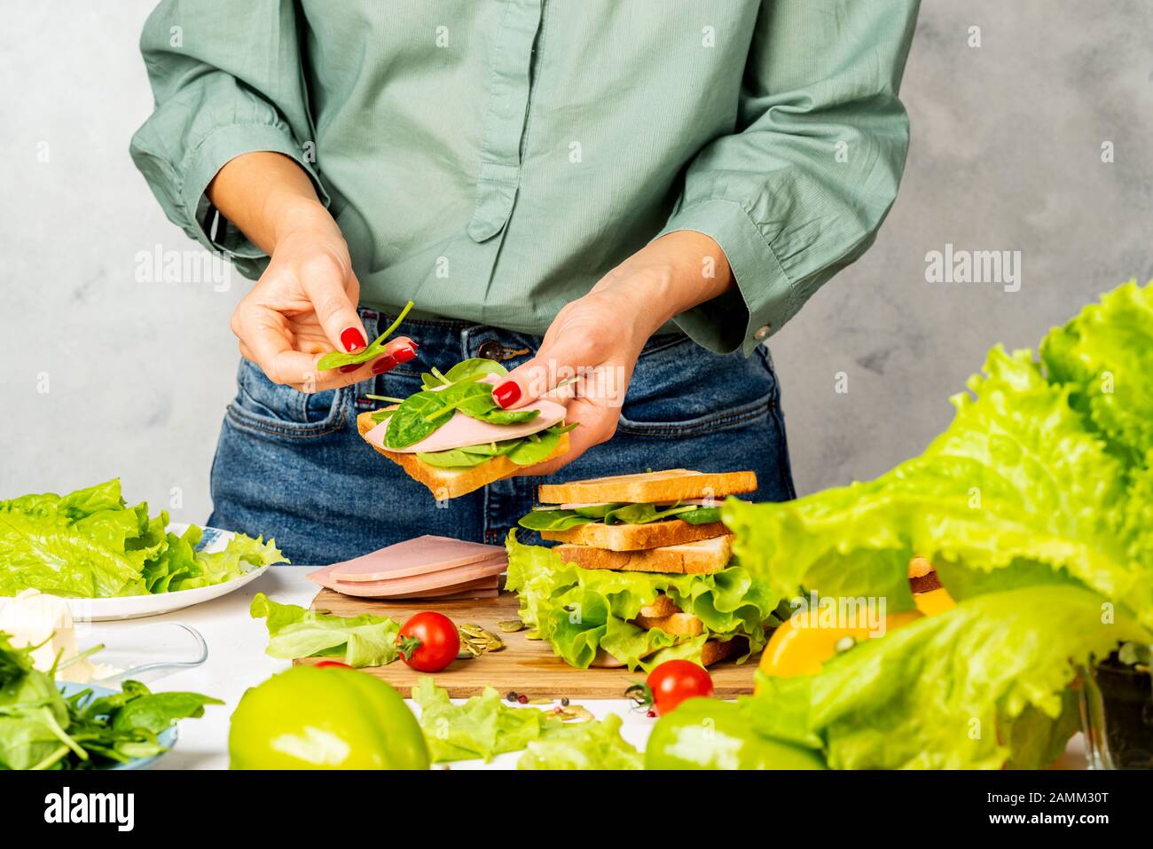 White sauce making hires stock photography and images Alamy