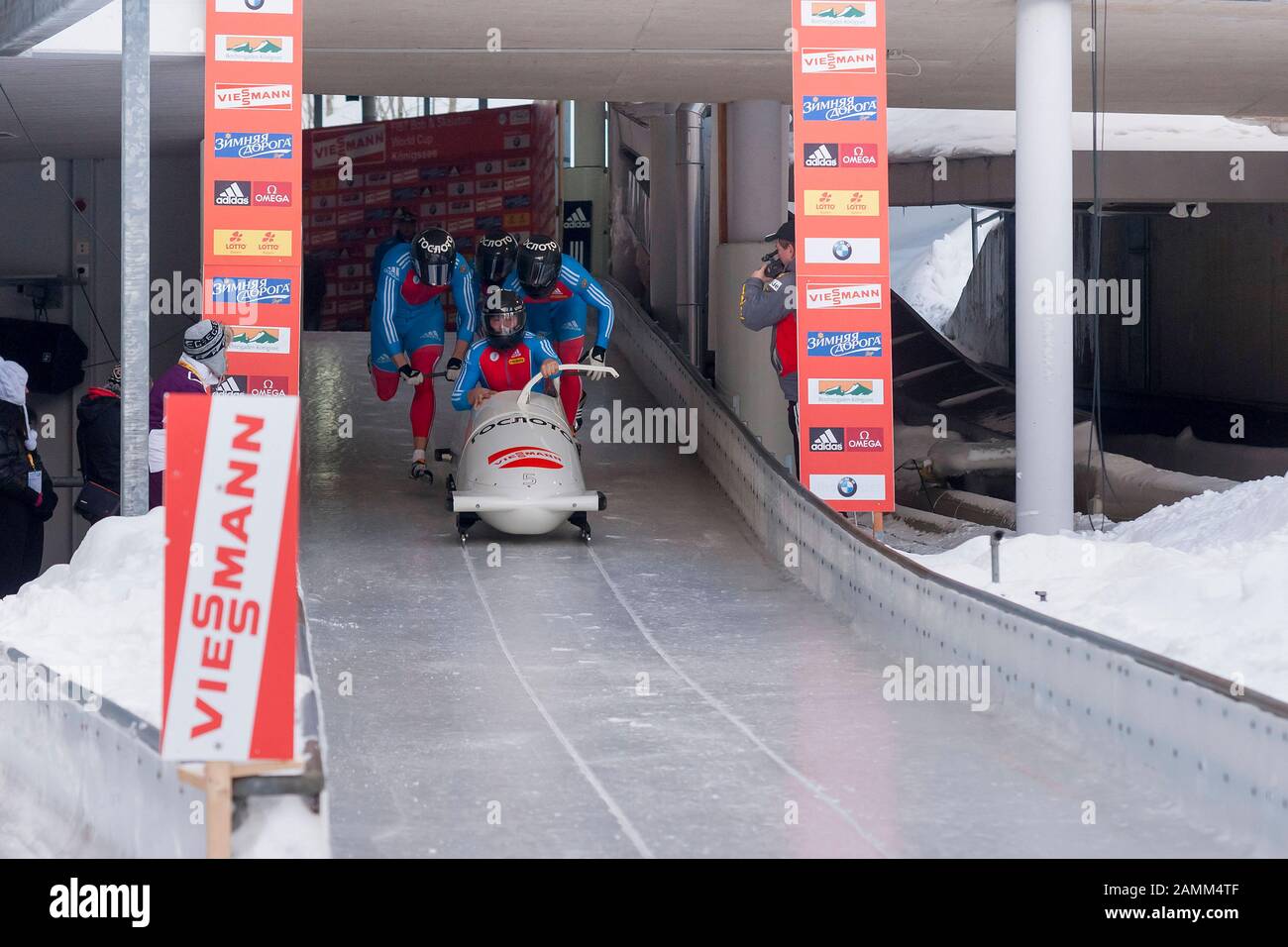 World Cup in four-man bobsleigh on the artificially-iced track at Königssee - Gmd. Schönau, Berchtesgaden - Bavaria, Germany [automated translation] Stock Photo