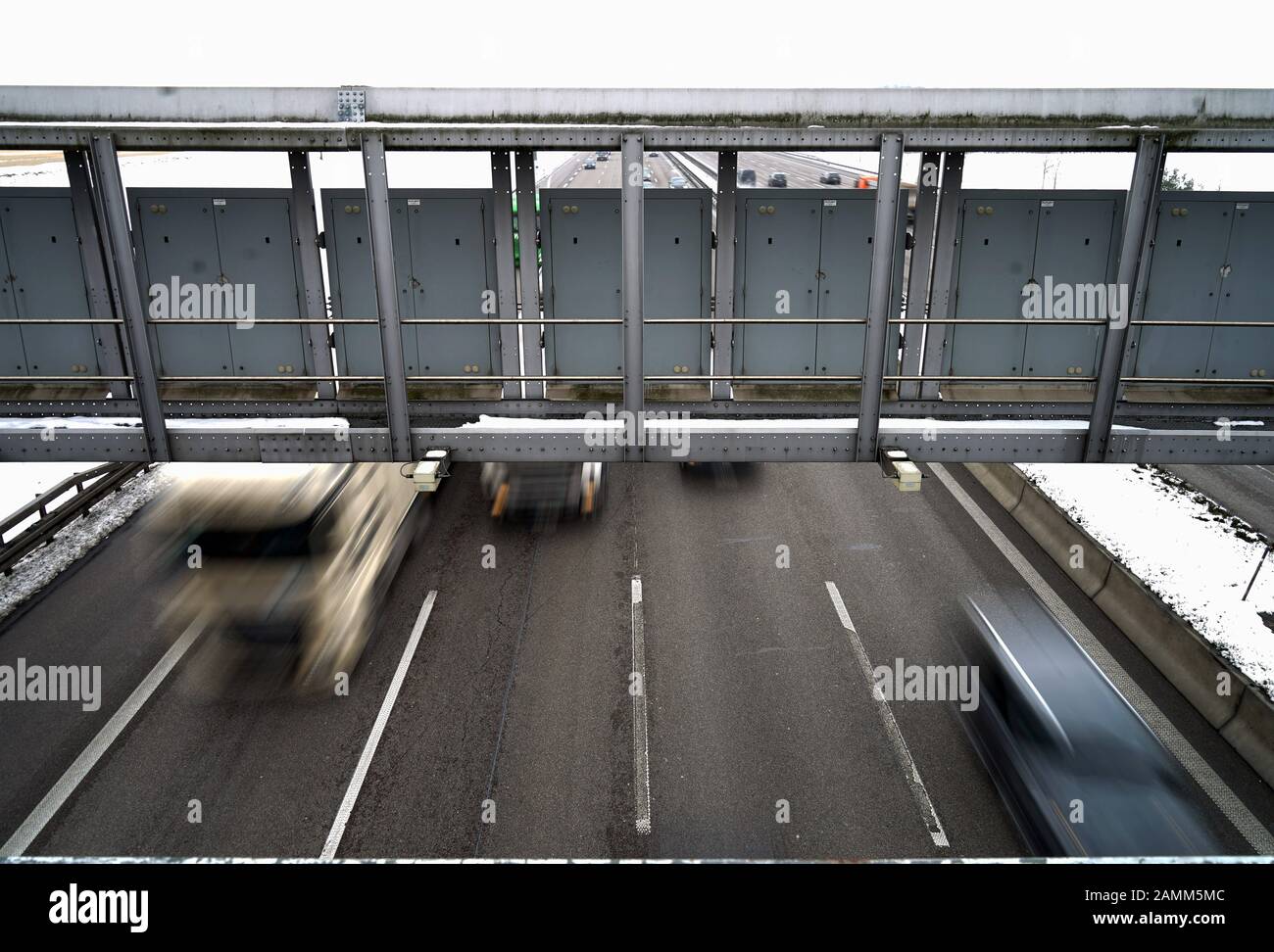 Electronic speed display with built-in radar units for speed ...