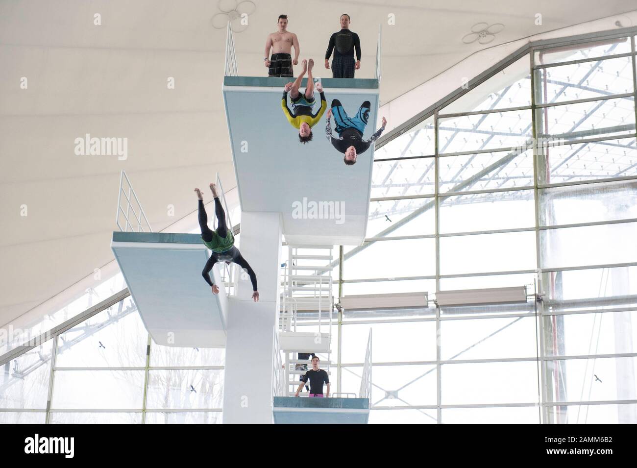 High diving hires stock photography and images Alamy