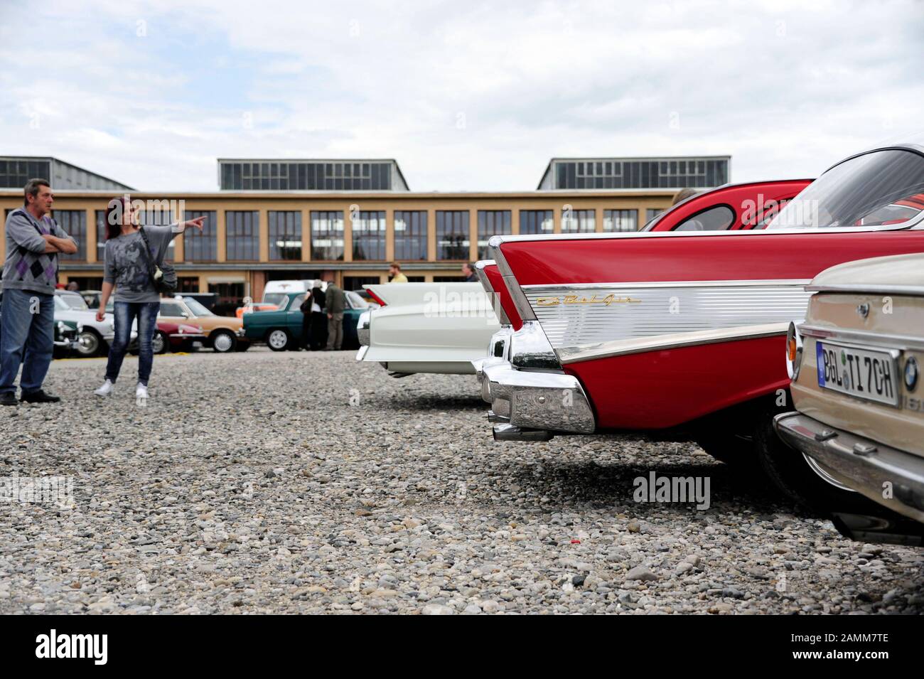 Vintage car show to mark the start of construction of the planned 'Motorworld Freimann' event trailer in the former repair shop between Maria-Probst-Strasse and Lilienthalallee. In the picture the tail fins of two American road cruisers. [automated translation] Stock Photo