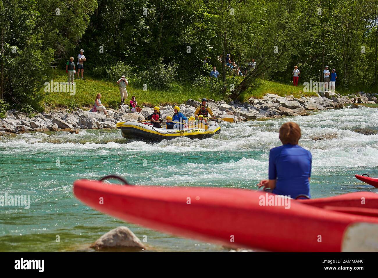 Dinghy and kayak riders in the river Isar near Lenggries. [automated translation] Stock Photo