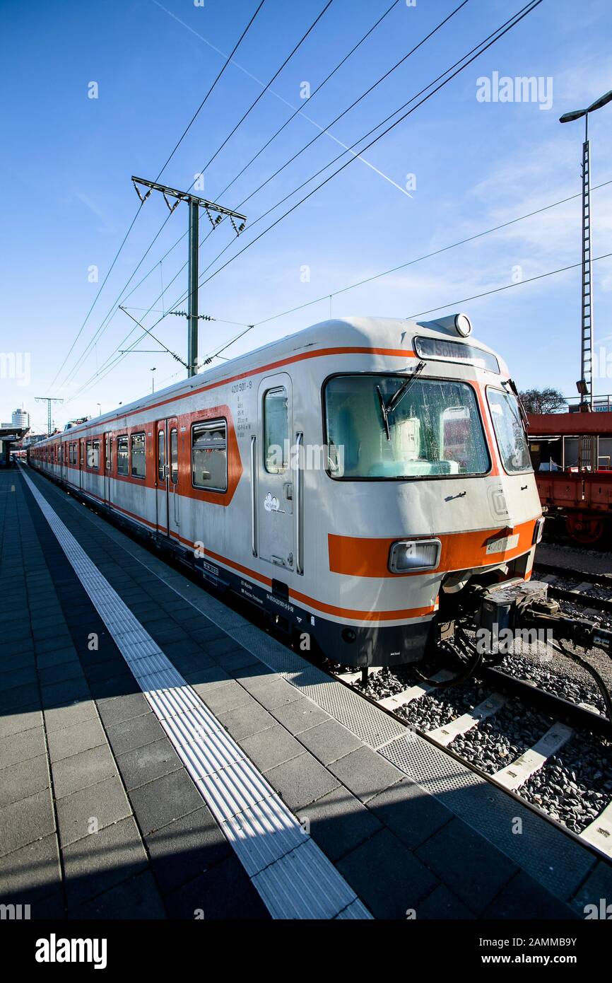 The S-Bahn train ET 420-001 (Olmympia train) from 1972, developed as a prototype for the state capital, stops at Munich East Station on its last journey to the Railway Museum in Nuremberg. [automated translation] Stock Photo