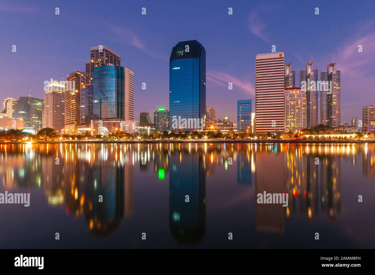 Cityscape view of Bangkok modern office business building in business ...