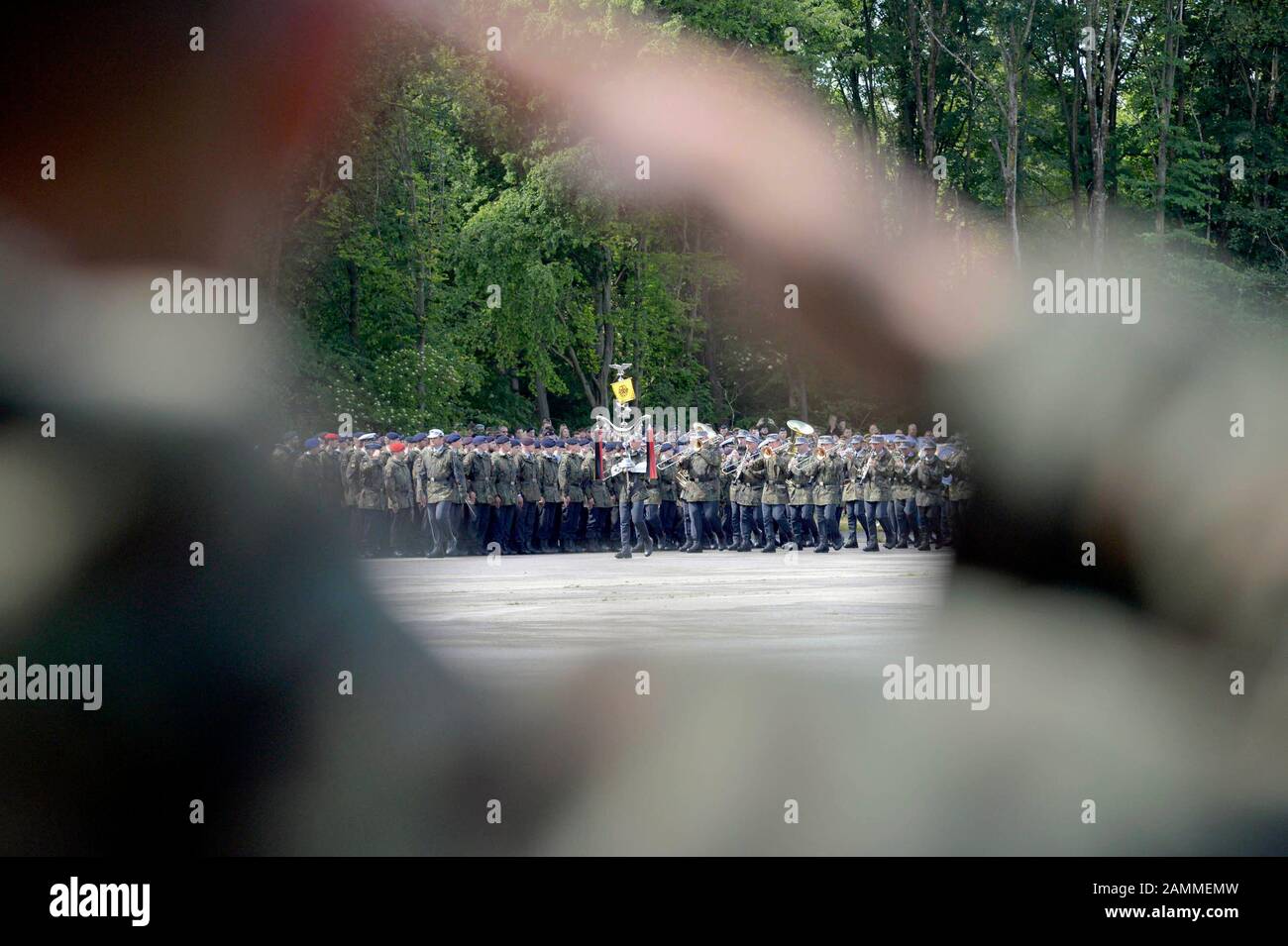 Candidate officers of the German Armed Forces at the ceremonial promotion appeal on the Open Day at the University of the German Armed Forces in Neubiberg. [automated translation] Stock Photo
