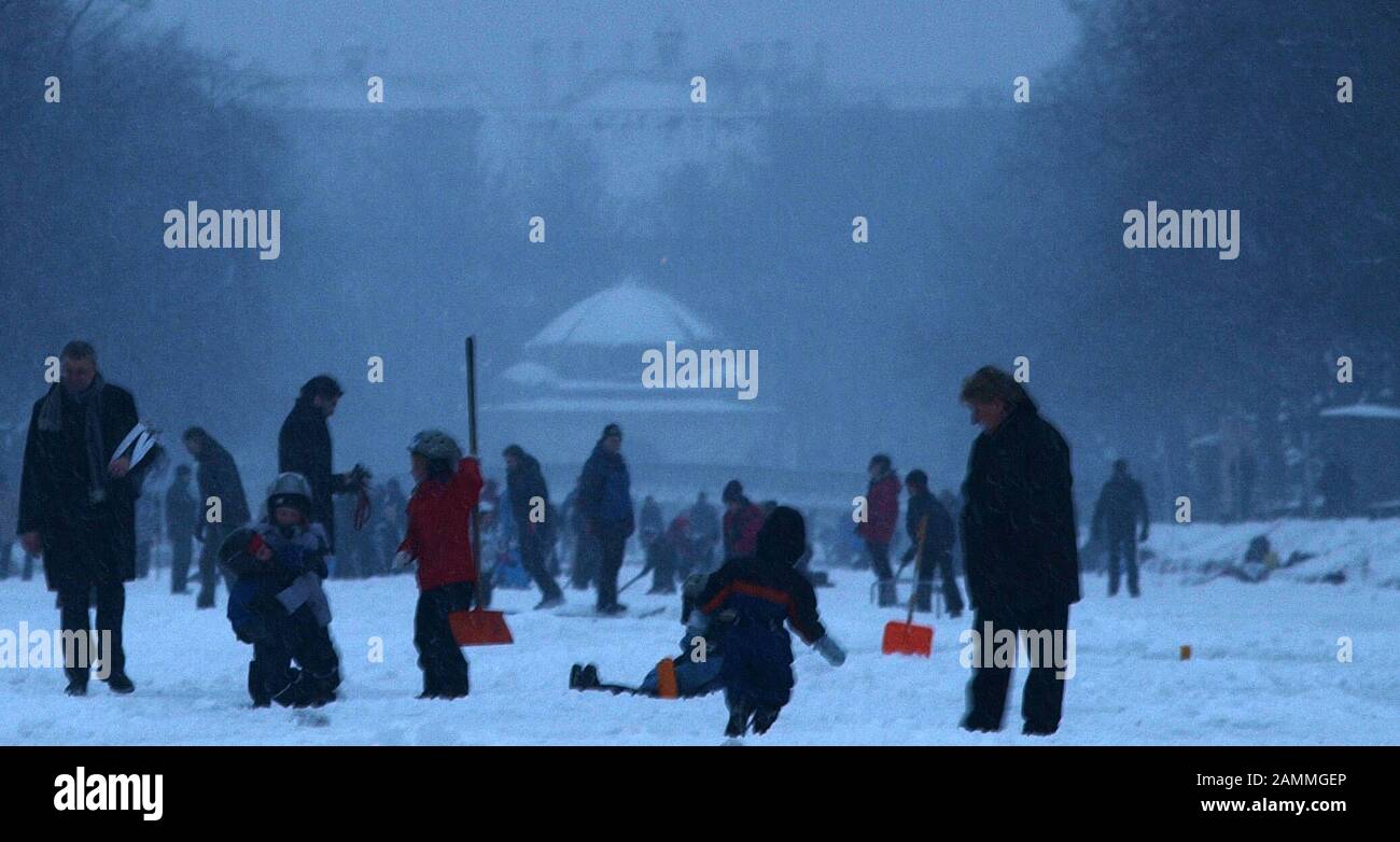 Curling on the frozen Nymphenburg Castle canal. [automated translation] Stock Photo