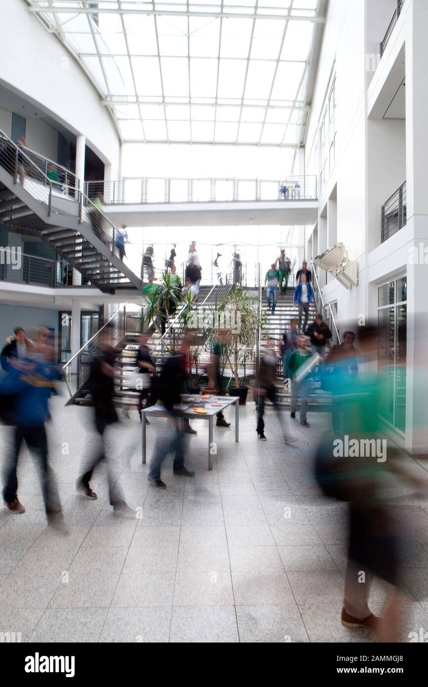 Students in the building of the Faculty of Mechanical Engineering of the  Technical University (TU) at Boltzmannstraße 15 in Garching. [automated  translation] Stock Photo - Alamy