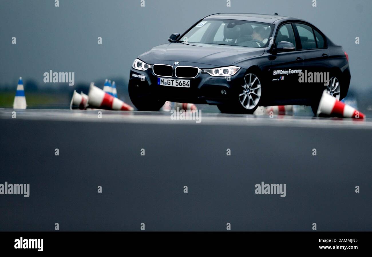 Fürstenfeldbruck / FFB Bruck: BMW Driving Experience on the former air ...