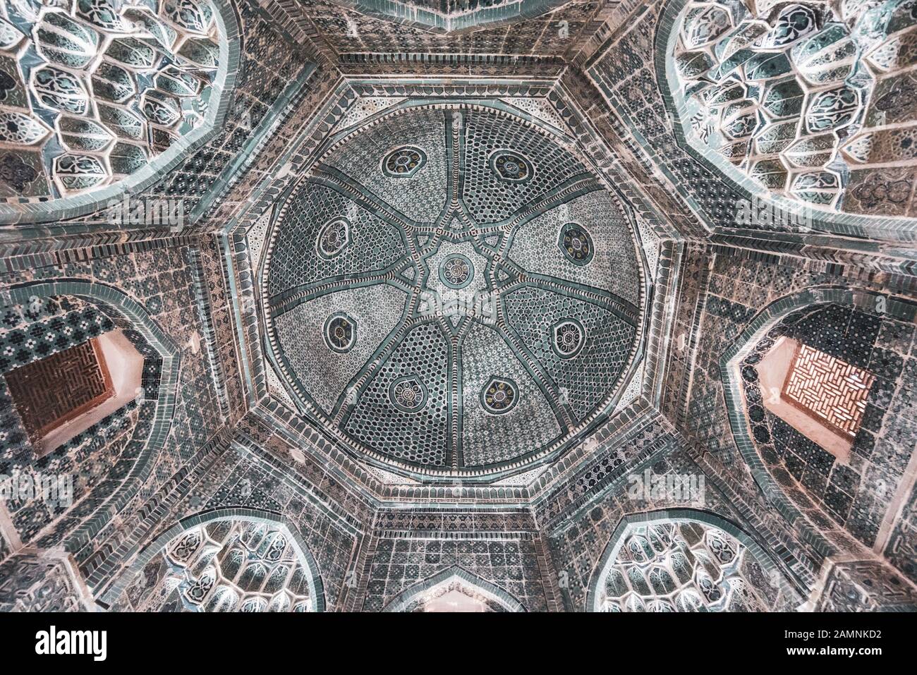 UZBEKISTAN, SAMARKANDA 2019: Architecture of Samarkanda Stock Photo - Alamy