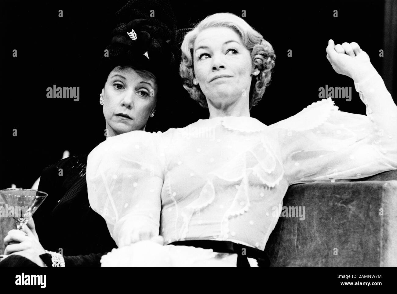 Georgina Hale (as Clara Petacci) and Glenda Jackson (as Eva Braun) in SUMMIT CONFERENCE by Robert David MacDonald designed & directed by Philip Prowse at the Lyric Theatre, London W1 opening on 28/04/1982 Stock Photo