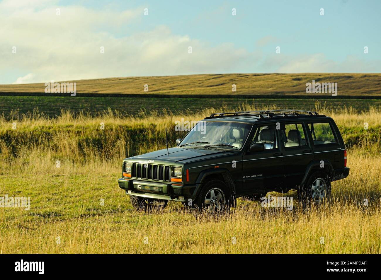 Jeep Cherokee xj 黒 4K Review 2001 Jeep Cherokee Sport XJ 4WD Black Virtual Test