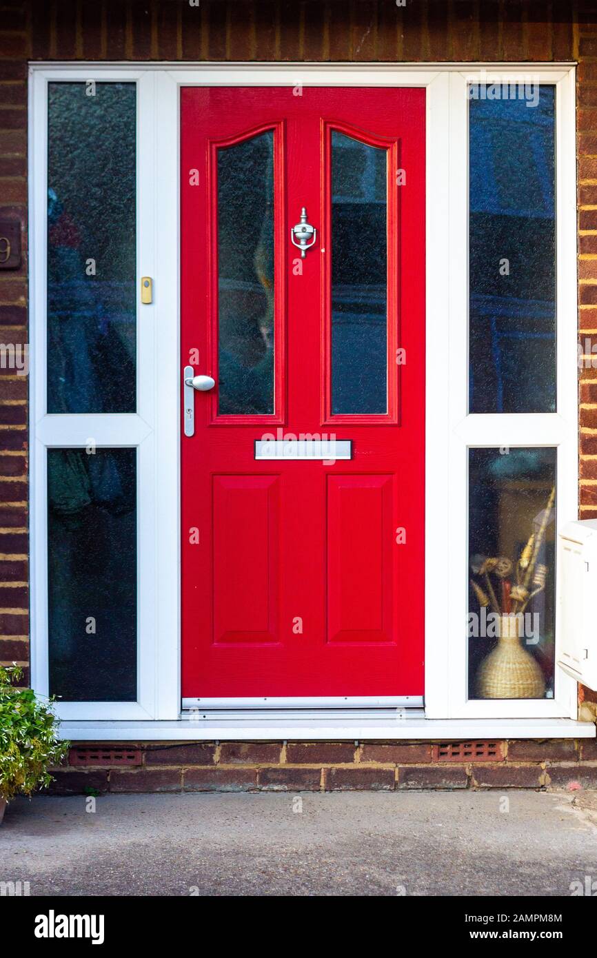 Front door welcoming hi-res stock photography and images - Alamy