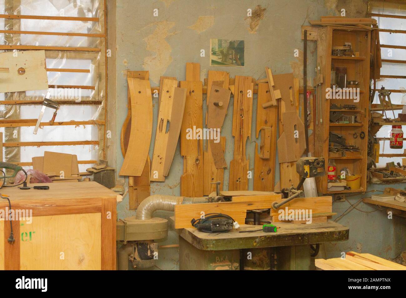 Machine Tools Carpentry Furniture and machines hi-res stock photography and images - Alamy