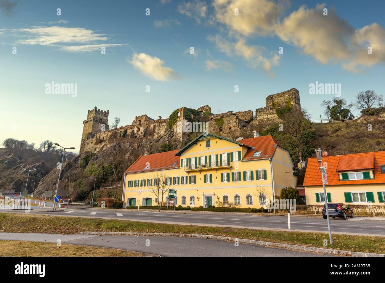 Imposing medieval castle ruins in Weitenegg.  Wachau valley, Austria. Stock Photo