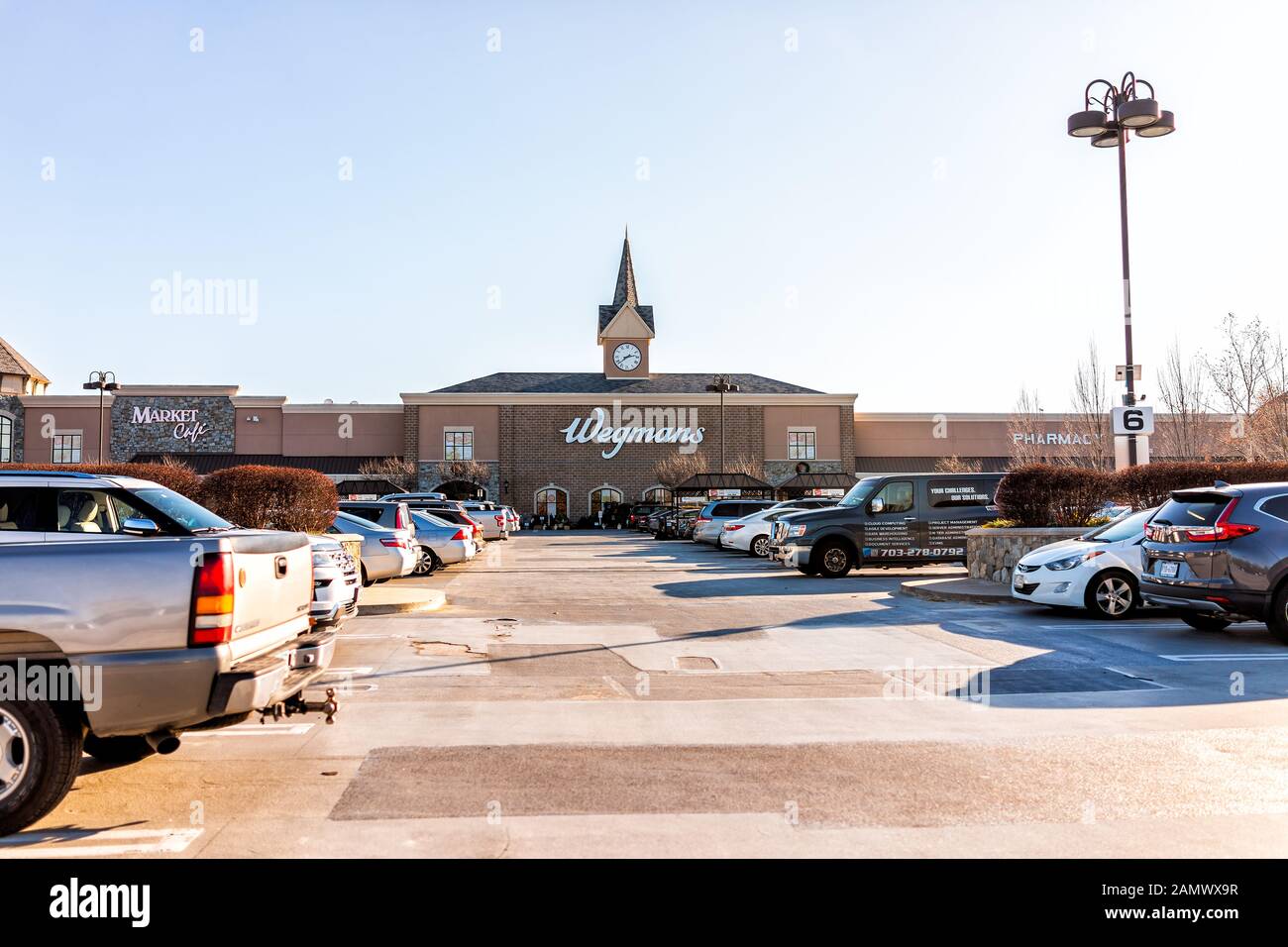 Wegmans supermarket store usa hires stock photography and images Alamy
