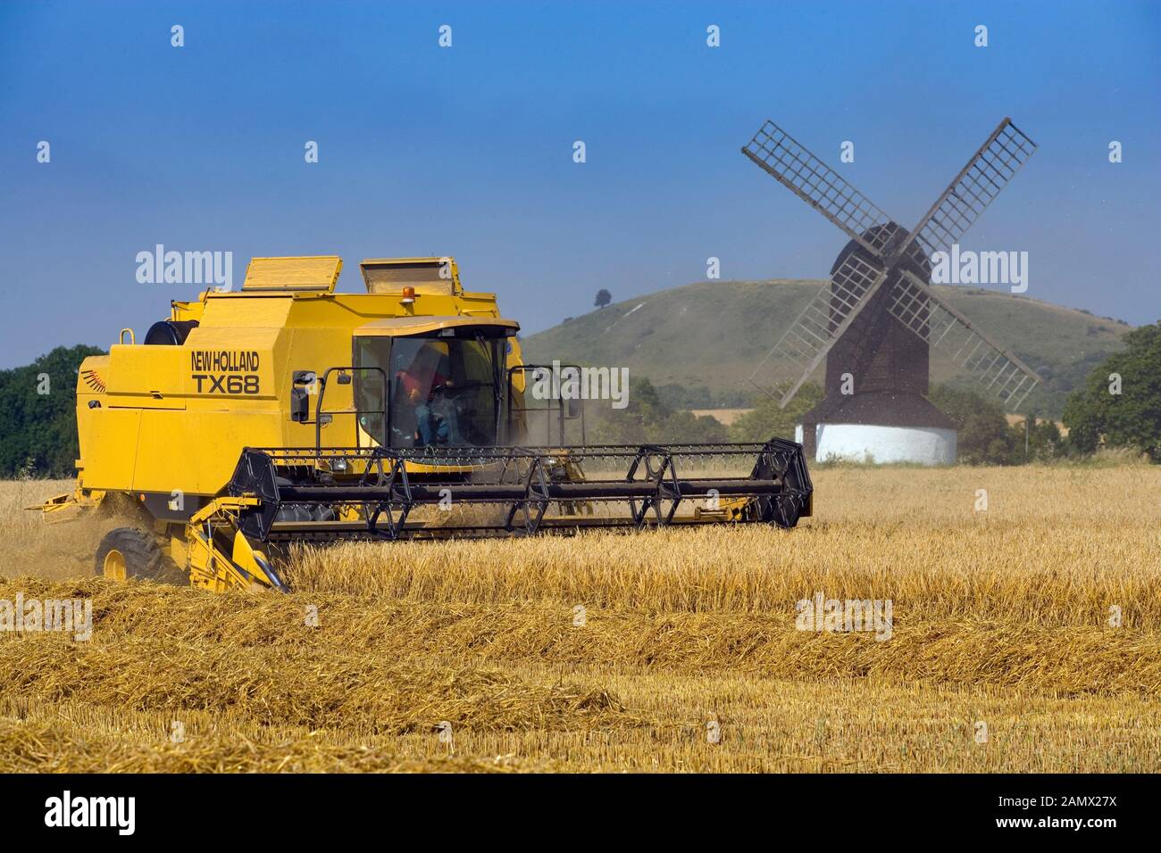 Pitstone windmill in the Buckinghamshire chilterns at Ivinghoe Stock Photo