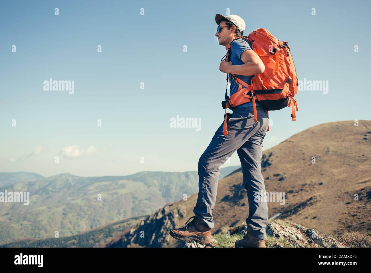 Hiker photographing viewpoint hi-res stock photography and images - Alamy