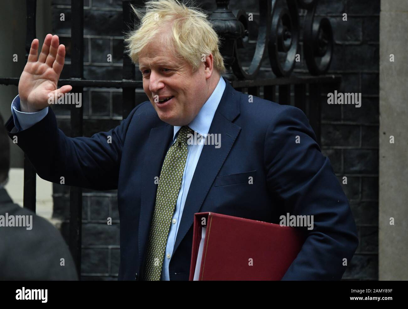 10 Downing Street, London, UK. 15th January 2020. Prime Minister Boris Johnson leaves Downing Street to attend weekly Prime Ministers Questions in Parliament. Credit: Malcolm Park/Alamy Live News. Stock Photo